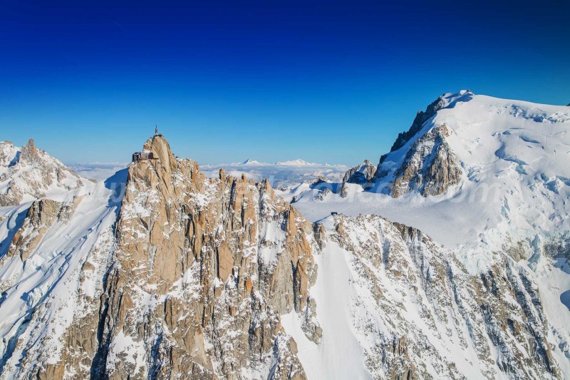 L'Aiguille du Midi - Massif du Mont-Blanc (3842m)
