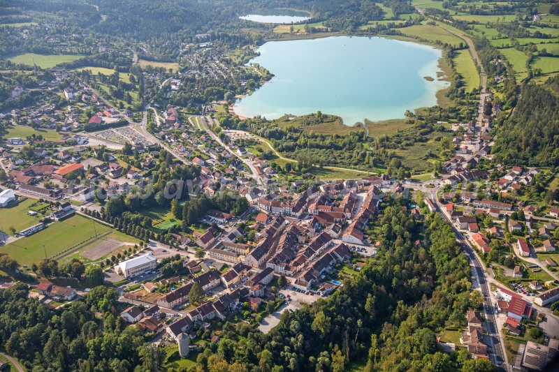 Clairvaux les Lacs