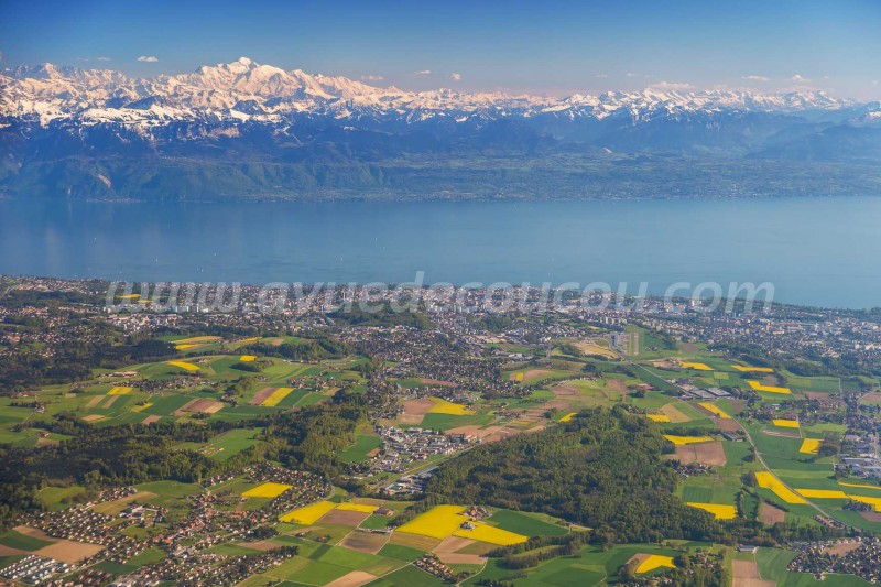 Lausanne et le Mont-Blanc